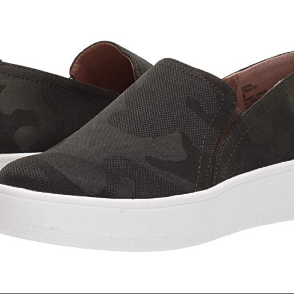 Steve Madden Zayna Camo Slip-On